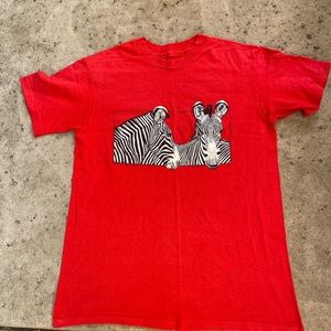 Vintage The two zebra print on the front Animal T-Shirt Size S